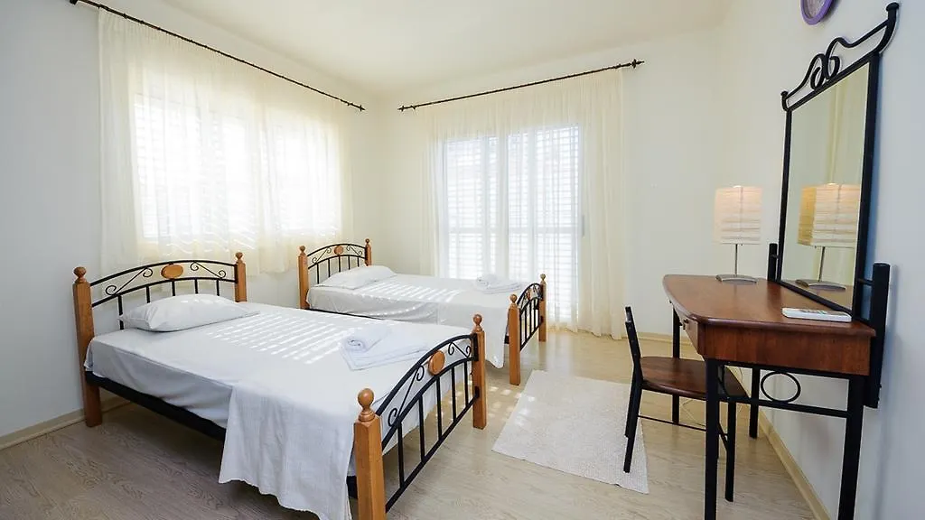 Pernera Holiday Villa 015