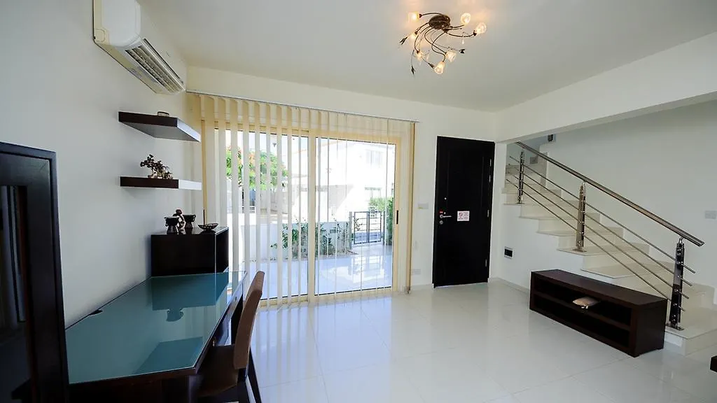 Pernera Holiday Villa 015 Kıbrıs